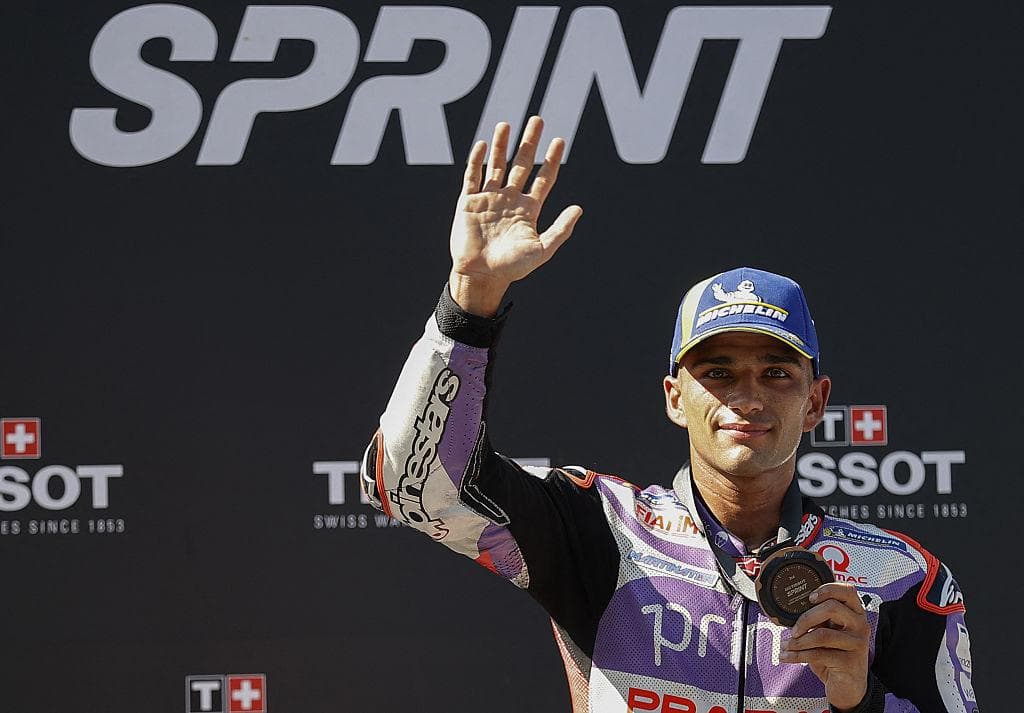 Martín evita cirurgia ao antebraço antes do GP do Japão e mantém foco na luta pelo título