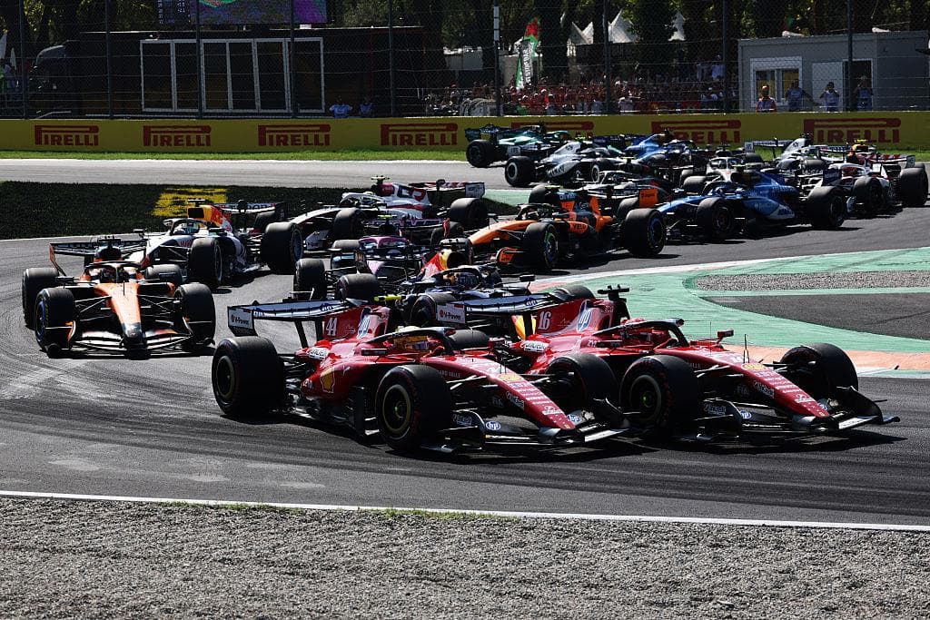 Hamilton pede mudanças na Ferrari após duelo tenso com Leclerc em Monza