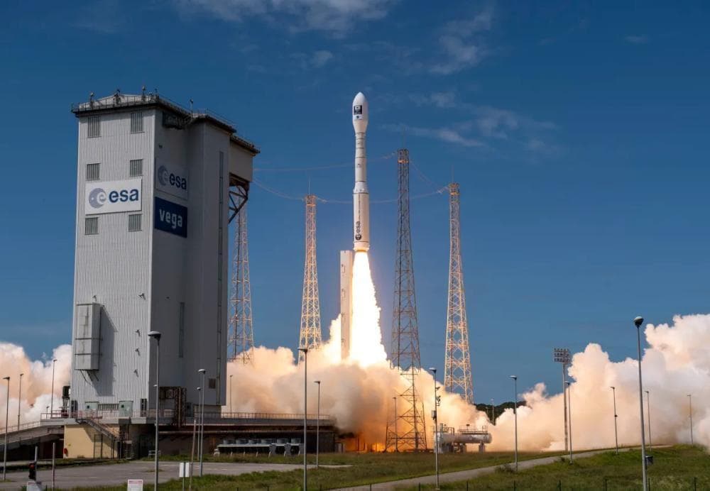 Europa coloca em órbita satélite capaz de detectar “brilho” invisível das plantas e medir stress da vegetação